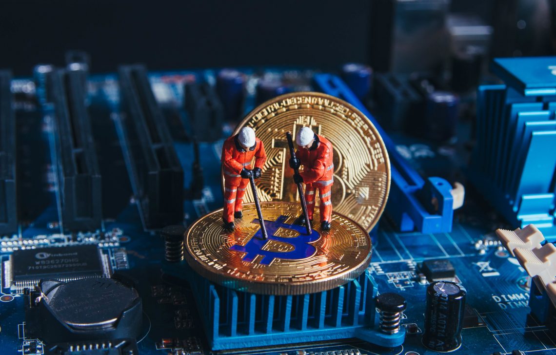 The Ultimate Guide to Bitcoin Mining: Understanding the Process, Choosing the Right Hardware, and Maximizing Profitability