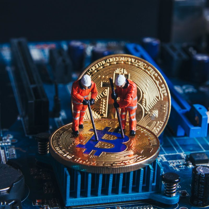 The Ultimate Guide to Bitcoin Mining: Understanding the Process, Choosing the Right Hardware, and Maximizing Profitability